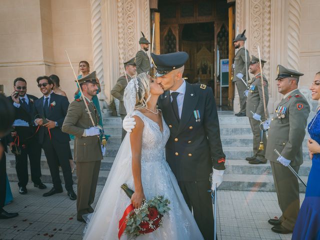 Il matrimonio di Floriana e Angelo a Messina, Messina 31