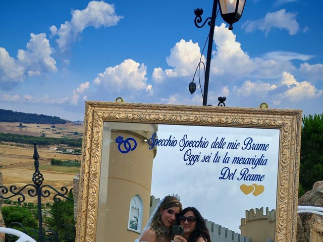 Il matrimonio di Vincenzo e Jeanette  a Grammichele, Catania 24