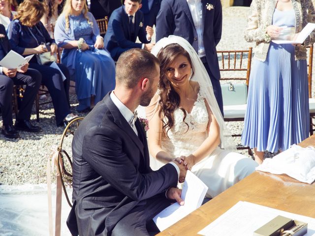 Il matrimonio di Giovanni e Corradina a Santa Maria Hoè, Lecco 29