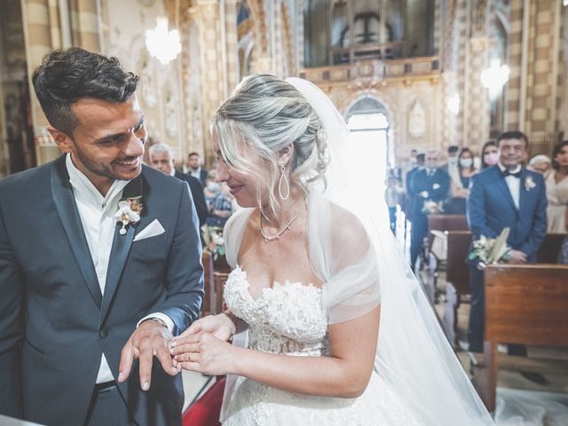 Il matrimonio di Enrico e Elisabetta a Monforte d&apos;Alba, Cuneo 26