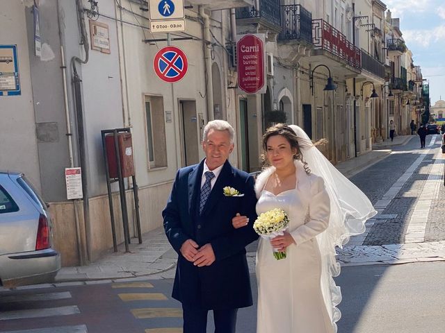 Il matrimonio di Alessandro  e Angela  a Villa Castelli, Brindisi 13