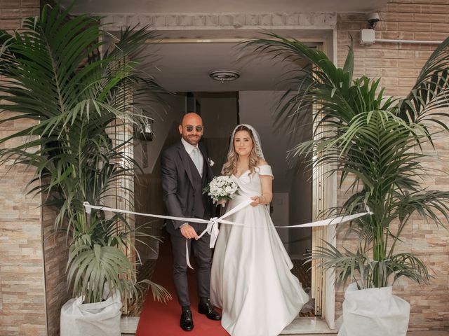 Il matrimonio di Mario e Laura a Napoli, Napoli 27