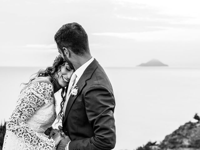 Il matrimonio di Marco e Fiorenza a Lipari, Messina 56