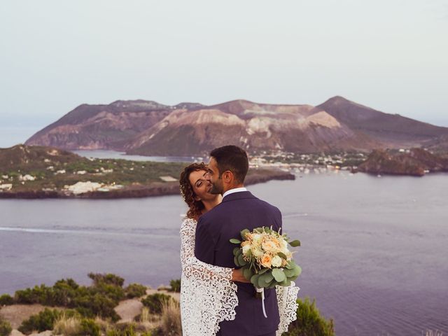 Il matrimonio di Marco e Fiorenza a Lipari, Messina 60