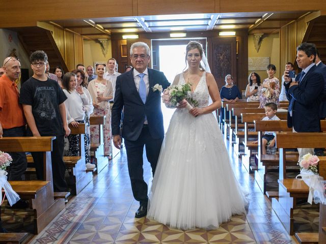 Il matrimonio di Ilaria e Giuseppe a Vimercate, Monza e Brianza 15