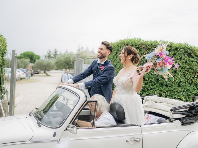 Il matrimonio di Davide e Samantha a Vasto, Chieti 57