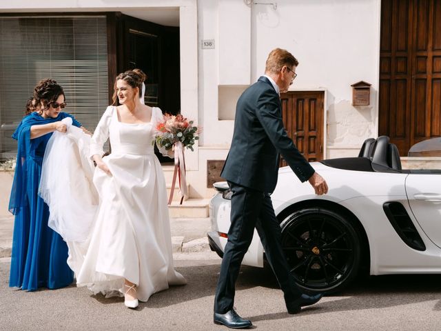 Il matrimonio di Alessandro  e Mara a Fragagnano, Taranto 15