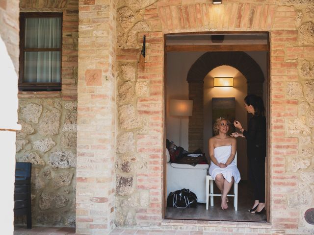 Il matrimonio di Luis e Erica a Chiusdino, Siena 12