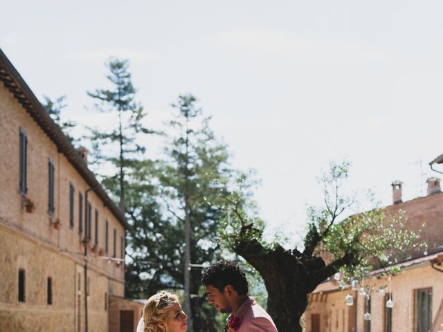 Il matrimonio di Luis e Erica a Chiusdino, Siena 43