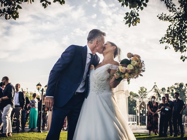 Il matrimonio di Elena e Paolo a Viareggio, Lucca 20