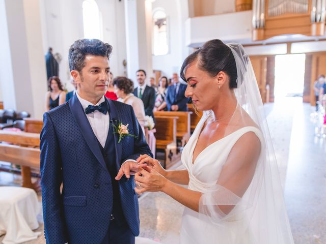 Il matrimonio di Milo e Fabiana a Martinsicuro, Teramo 39