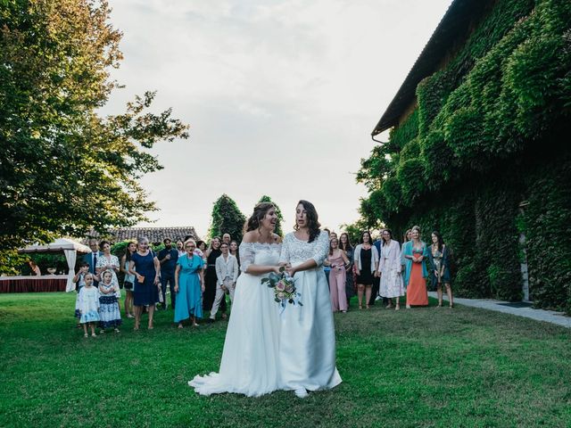 Il matrimonio di Elisa e Debora a Tornaco, Novara 24