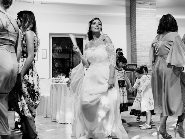Il matrimonio di Elisa e Debora a Tornaco, Novara 34
