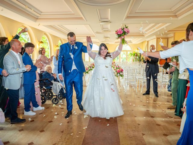 Il matrimonio di Omar e Elisa a Almenno San Bartolomeo, Bergamo 37