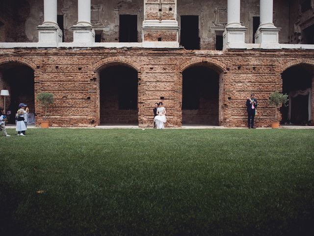 Il matrimonio di Francesco e Esmeralda a Porto Mantovano, Mantova 35