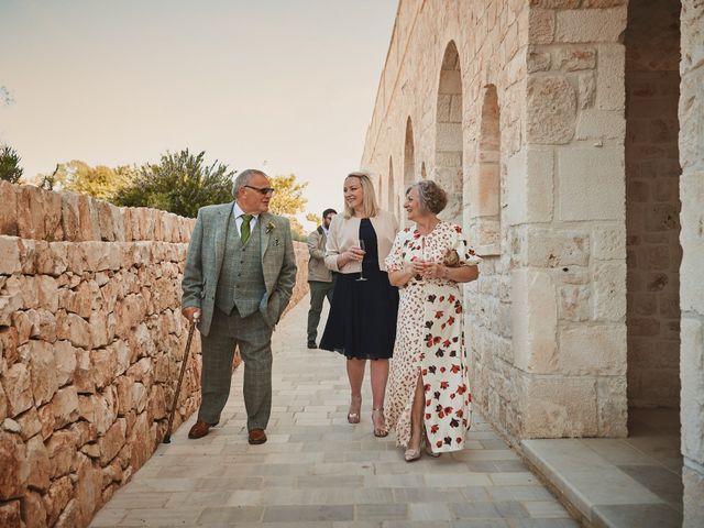 Il matrimonio di Oliver e Claire a Ostuni, Brindisi 50