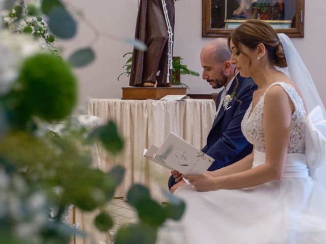 Il matrimonio di Nicola e Filomena a Montalbano Jonico, Matera 35