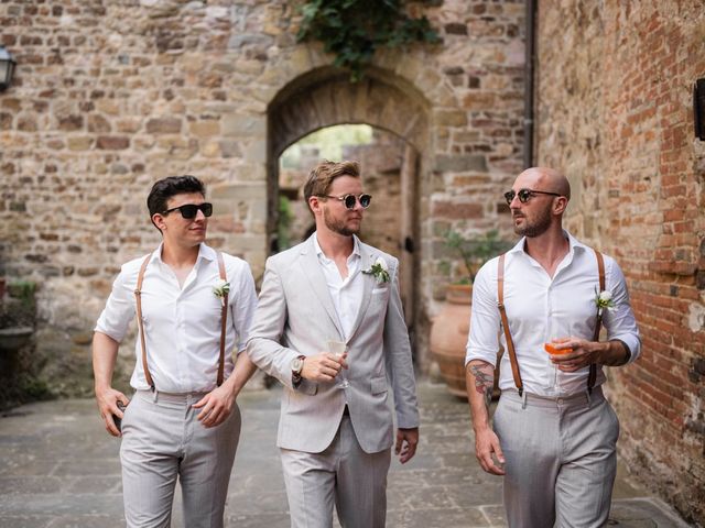 Il matrimonio di Elliott e Beth a Greve in Chianti, Firenze 32