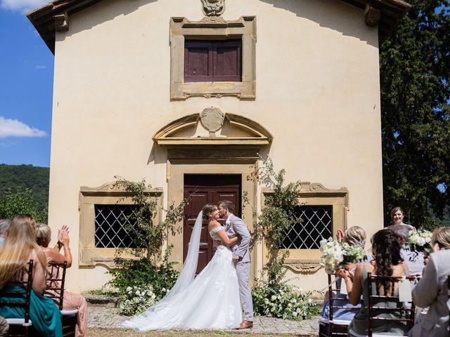 Il matrimonio di Elliott e Beth a Greve in Chianti, Firenze 48