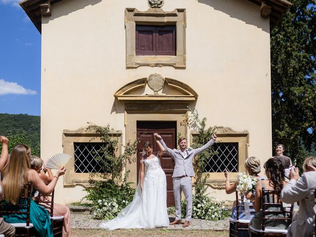 Il matrimonio di Elliott e Beth a Greve in Chianti, Firenze 49