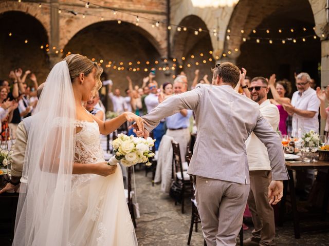 Il matrimonio di Elliott e Beth a Greve in Chianti, Firenze 73