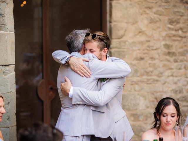 Il matrimonio di Elliott e Beth a Greve in Chianti, Firenze 76