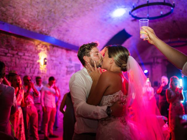 Il matrimonio di Elliott e Beth a Greve in Chianti, Firenze 108