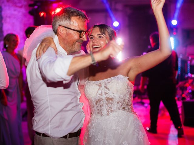 Il matrimonio di Elliott e Beth a Greve in Chianti, Firenze 111
