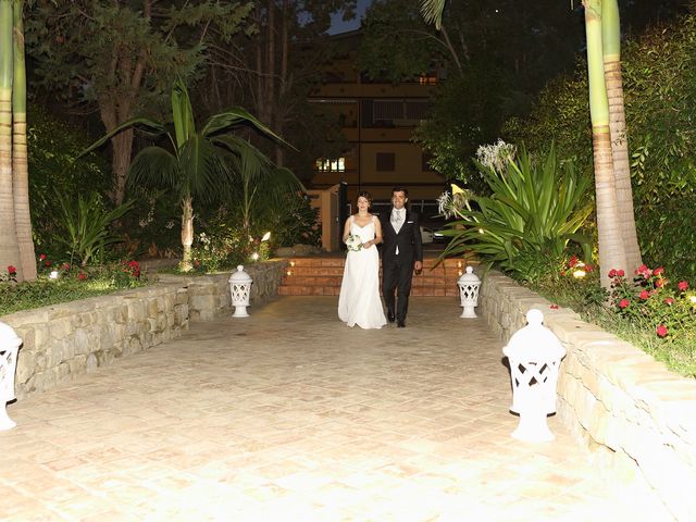 Il matrimonio di Roberto e Giusella a Capo d&apos;Orlando, Messina 24