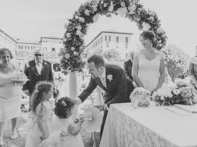 Il matrimonio di Fabio e Tiziana a Imbersago, Lecco 27