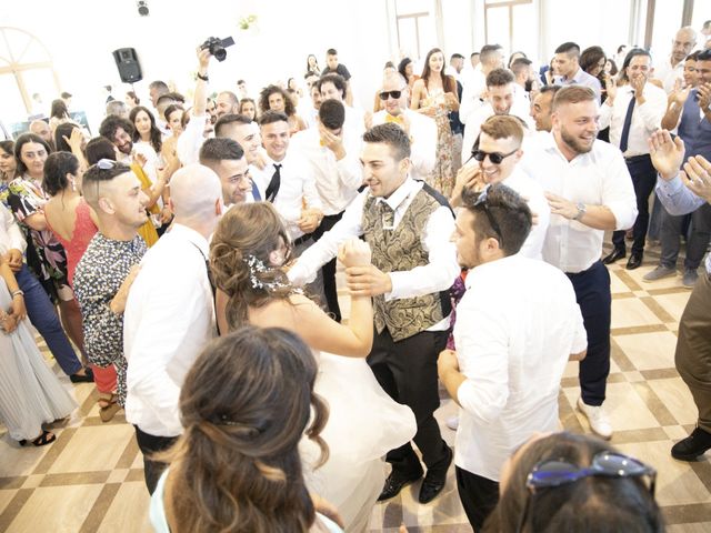 Il matrimonio di Alessandro e Martina a Cappelle sul Tavo, Pescara 25