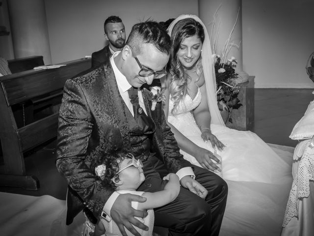 Il matrimonio di Gianluca e Daniela a Porto San Giorgio, Fermo 19