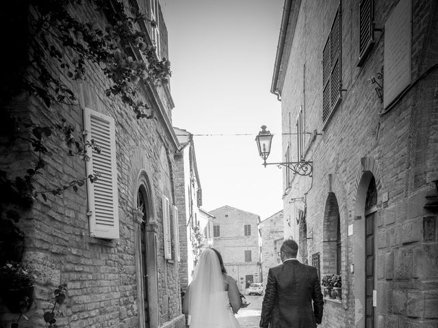 Il matrimonio di Gianluca e Daniela a Porto San Giorgio, Fermo 21