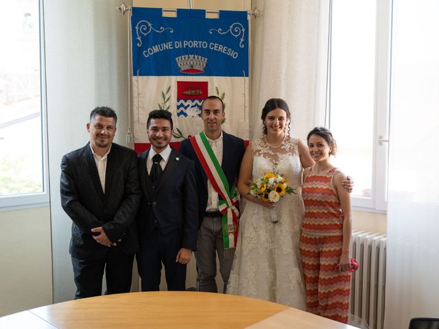 Il matrimonio di Alessandro e Francesca a Porto Ceresio, Varese 11