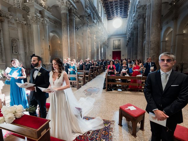 Il matrimonio di Andrea e Maria Grazia a Lecce, Lecce 32