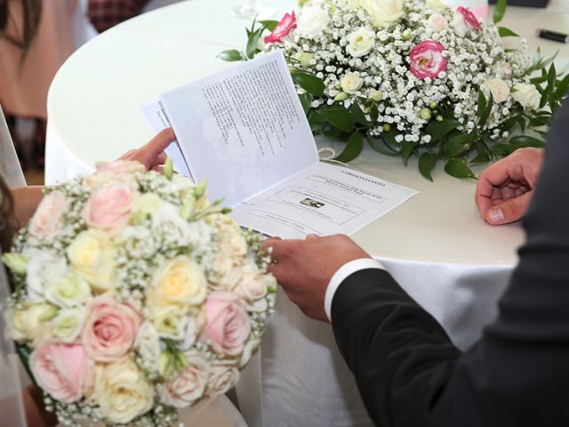 Il matrimonio di Jose e Miriam a Angera, Varese 13