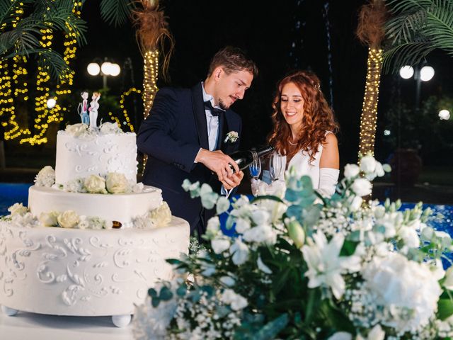 Il matrimonio di Alberto e Erika a Loreto Aprutino, Pescara 38