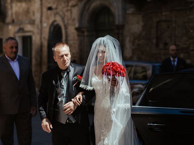Il matrimonio di Morena e Simone a Vasto, Chieti 17
