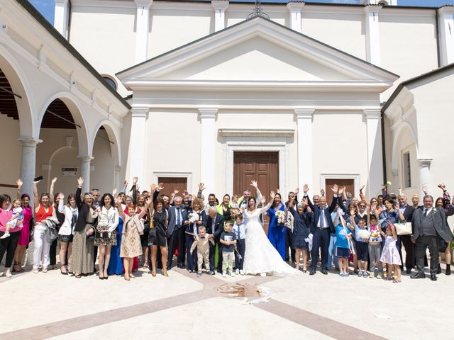 Il matrimonio di Roberto e Ambra a Peschiera del Garda, Verona 14