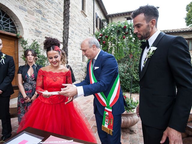 Il matrimonio di Paolo e Francesca a San Severino Marche, Macerata 19