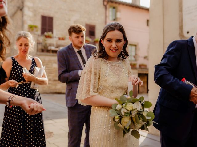 Il matrimonio di Chris e Hannah a Massa Martana, Perugia 49