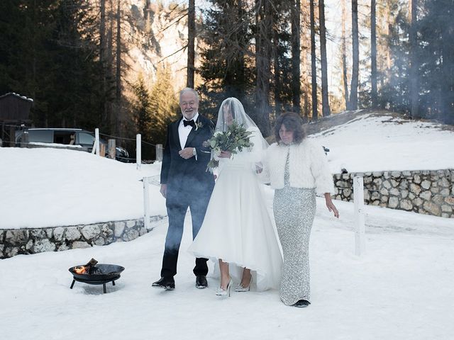 Il matrimonio di Rhys e Amy a Cortina d'Ampezzo, Belluno 76