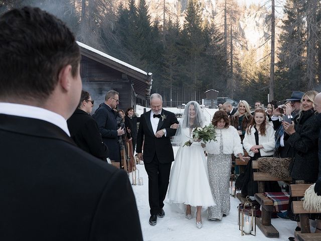 Il matrimonio di Rhys e Amy a Cortina d'Ampezzo, Belluno 81