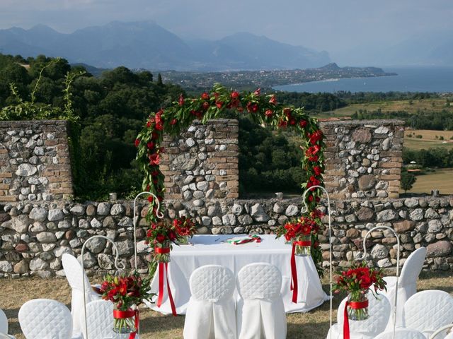 Il matrimonio di Elia e Sara a Lonato del Garda, Brescia 5