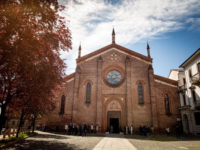 Il matrimonio di Sandro e Ilaria a Vigevano, Pavia 24
