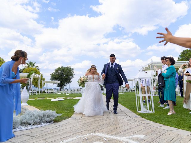 Il matrimonio di Josephine e Christopher a Ariano Irpino, Avellino 45