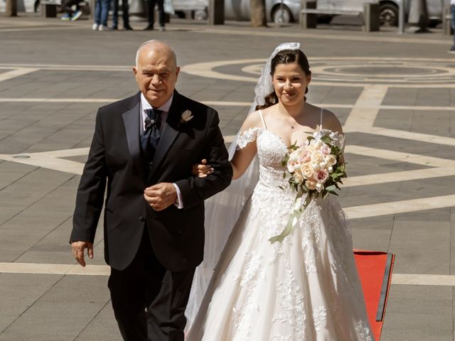 Il matrimonio di Laura e Luca a San Giovanni la Punta, Catania 19