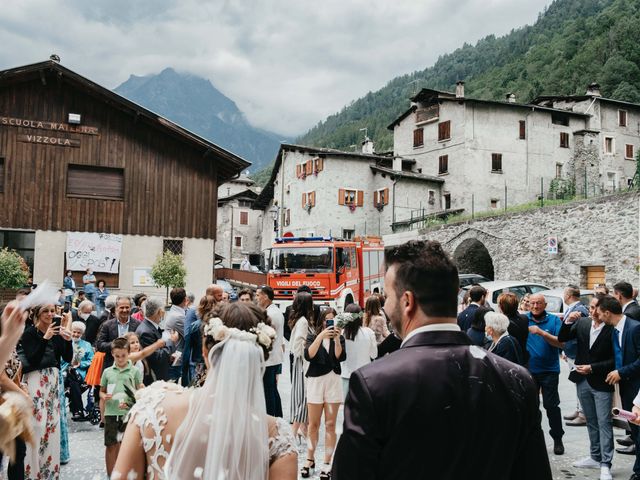 Il matrimonio di Andrea e Elena a Lanzada, Sondrio 18