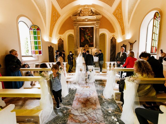 Il matrimonio di Maurizio e Silvia a Buti, Pisa 61