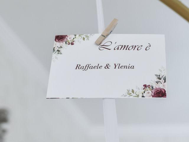 Il matrimonio di Ylenia e Raffaele a Torre Annunziata, Napoli 17